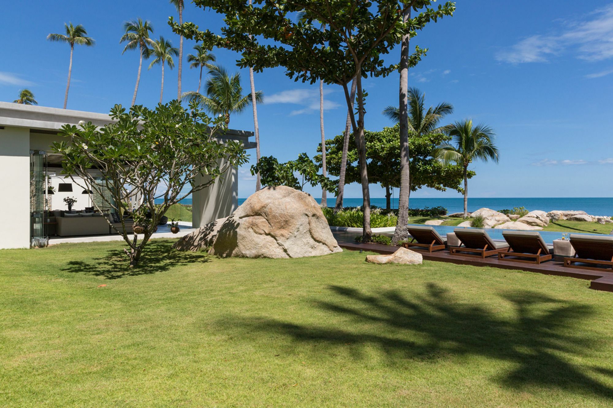 Fashionable Villa Malabar Beachfront 5 Bedrooms Plus 2 Kid'S Bedrooms Laem Sor Exterior photo