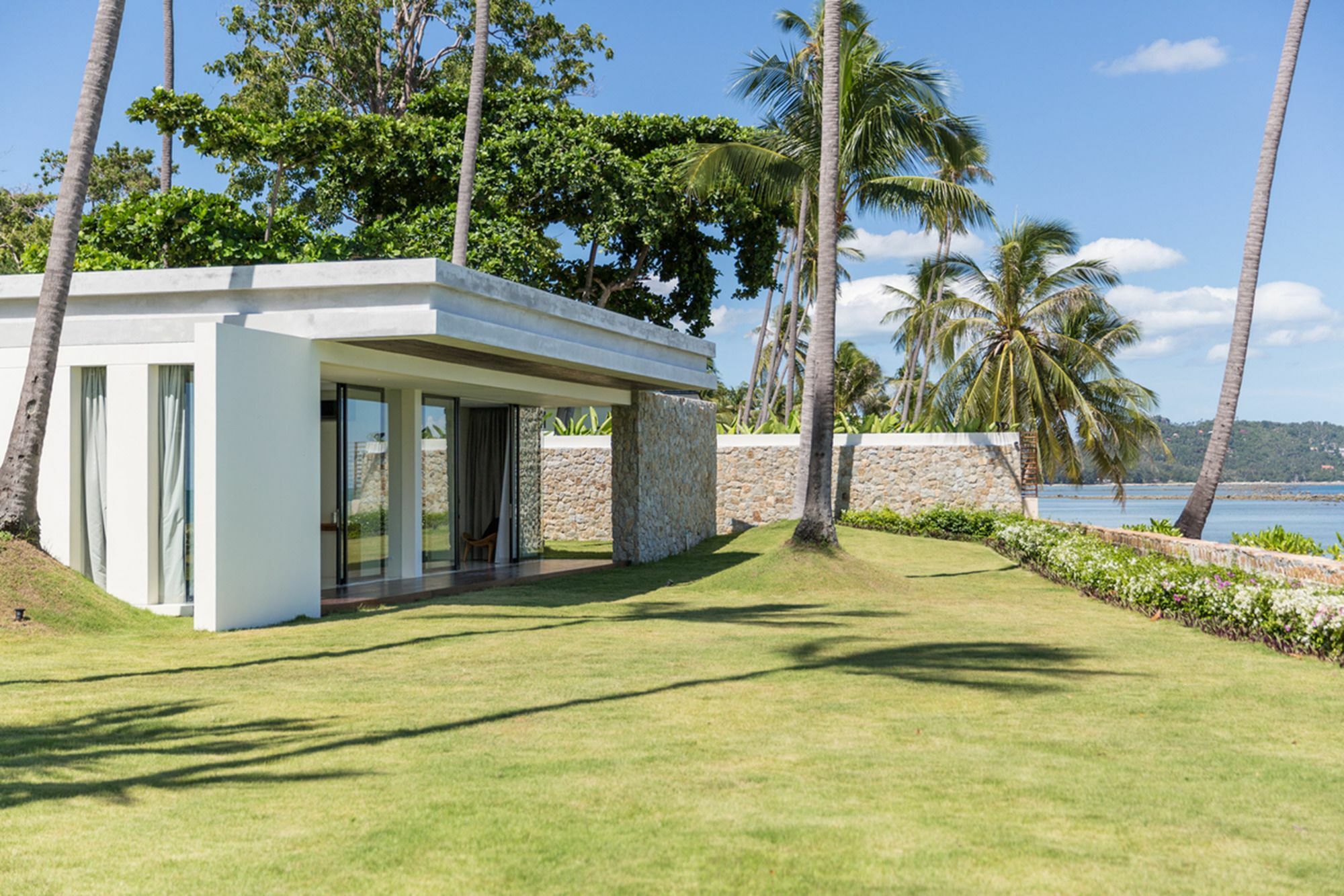 Fashionable Villa Malabar Beachfront 5 Bedrooms Plus 2 Kid'S Bedrooms Laem Sor Exterior photo