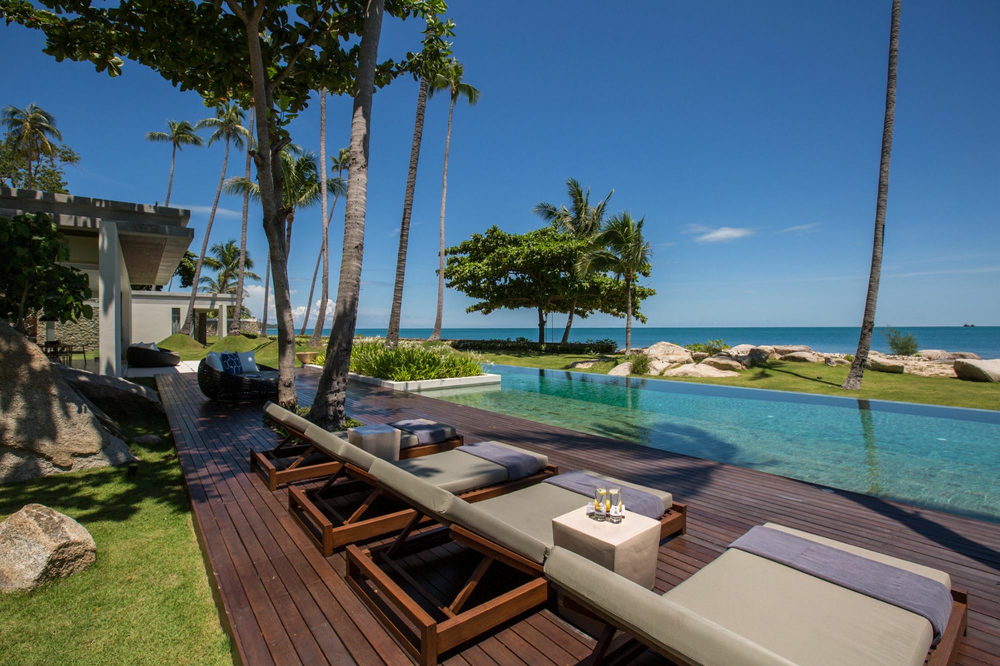 Fashionable Villa Malabar Beachfront 5 Bedrooms Plus 2 Kid'S Bedrooms Laem Sor Exterior photo